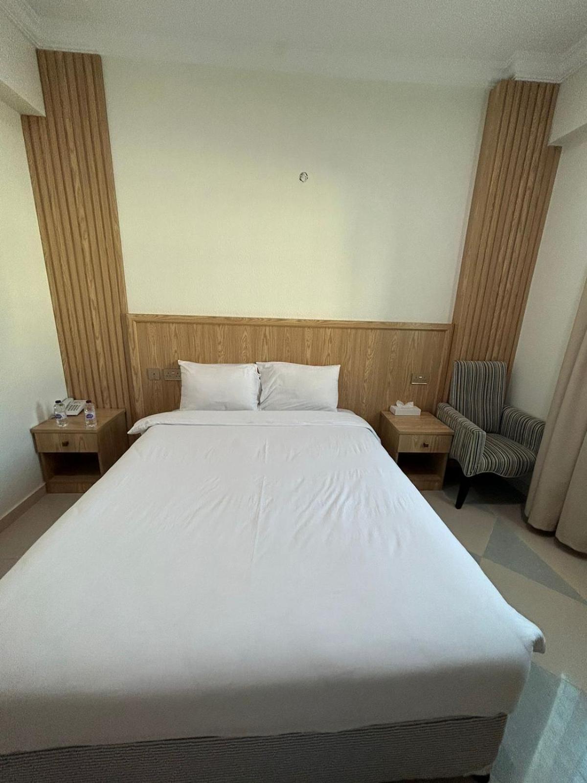Safari Hotel Назва Экстерьер фото