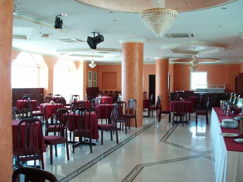 Safari Hotel Назва Экстерьер фото